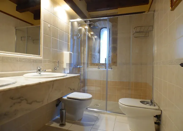 Torre Palacio La Taxuela Gasthof Villanueva la Lastra