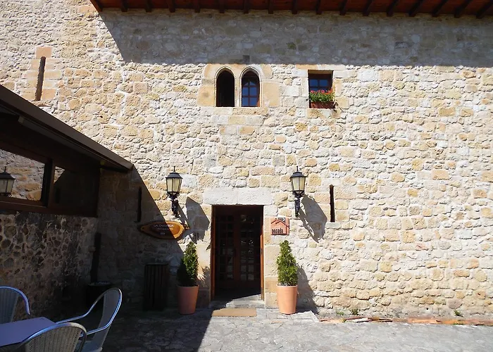 Gasthof Torre Palacio La Taxuela Villanueva la Lastra